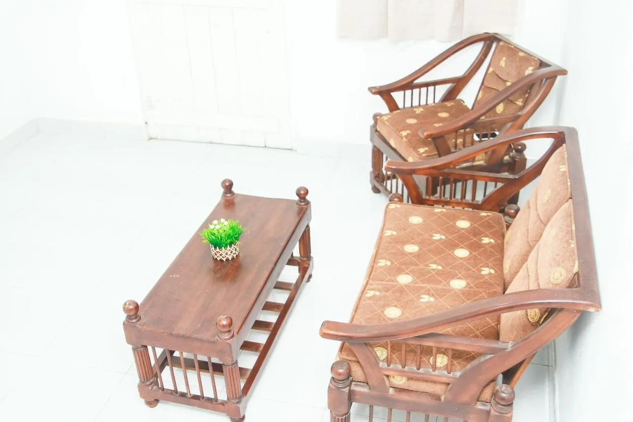 Hideout Stay Νεγκόμπο 0*,  Σρι Λάνκα